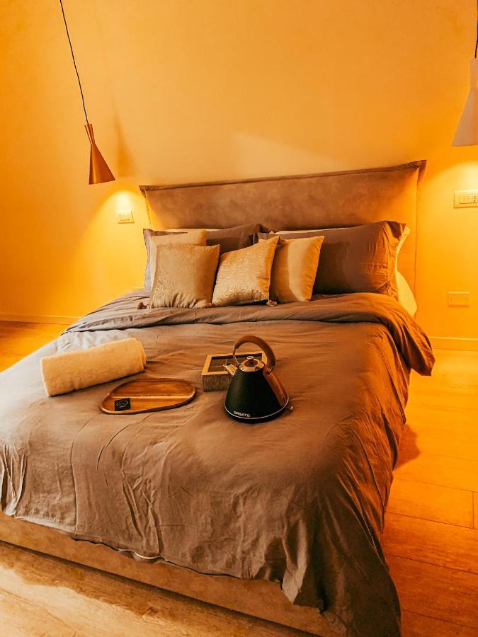 B&B Salus Civico 23 레조넬에밀리아 외부 사진