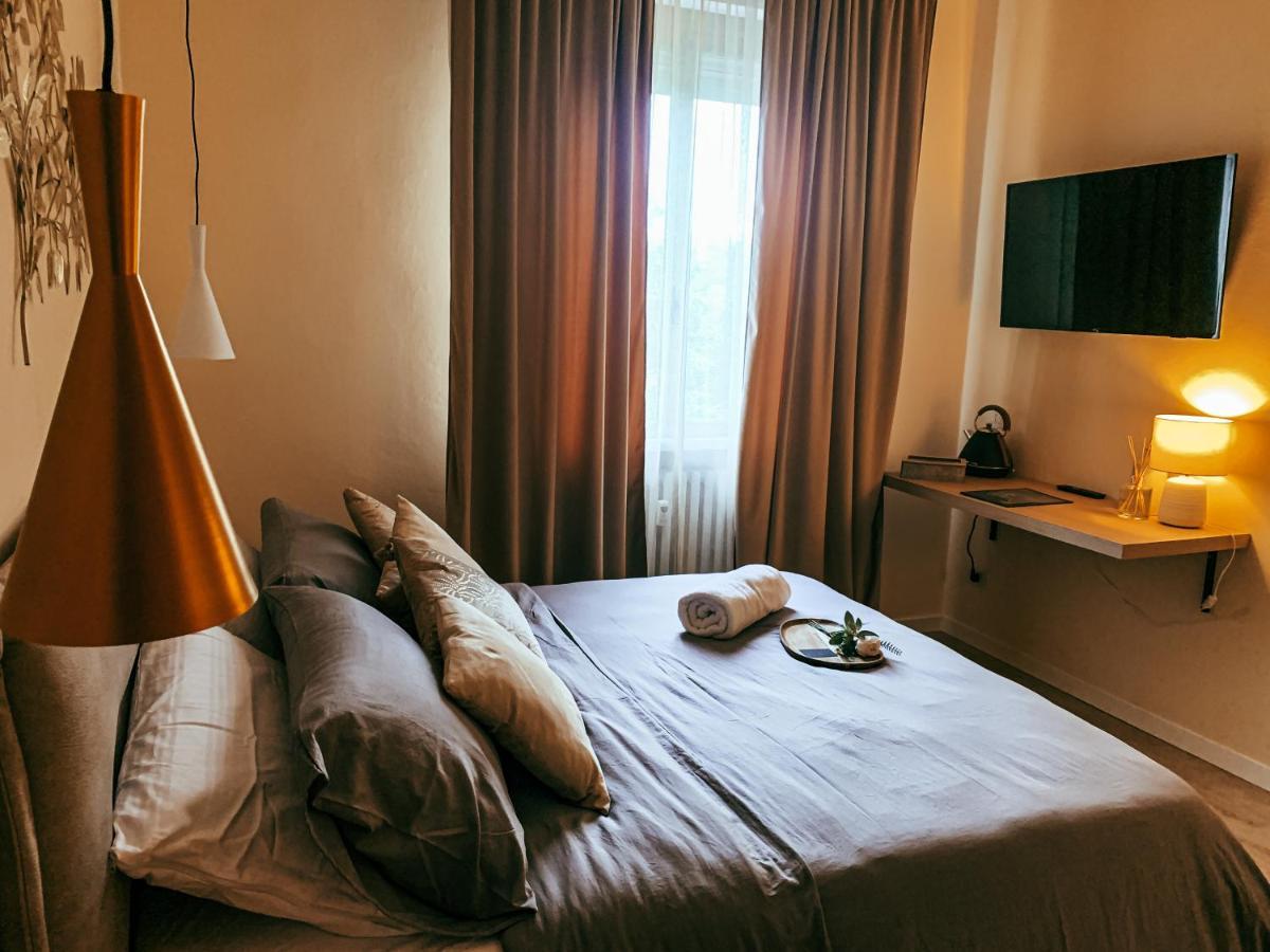 B&B Salus Civico 23 레조넬에밀리아 외부 사진